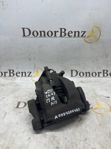 Супорт гальмівний, передній, правий A0024206483 MERCEDES
