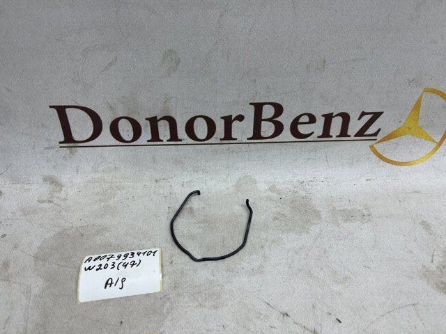 Скоба патрубка интеркуллера A0079934101 MERCEDES