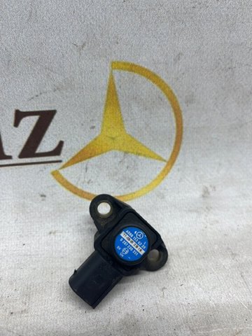 Датчик наддува A0081530228 MERCEDES