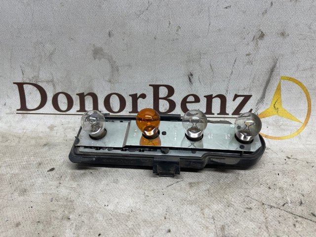 Вія (накладка) лівої фари A1638200177 MERCEDES