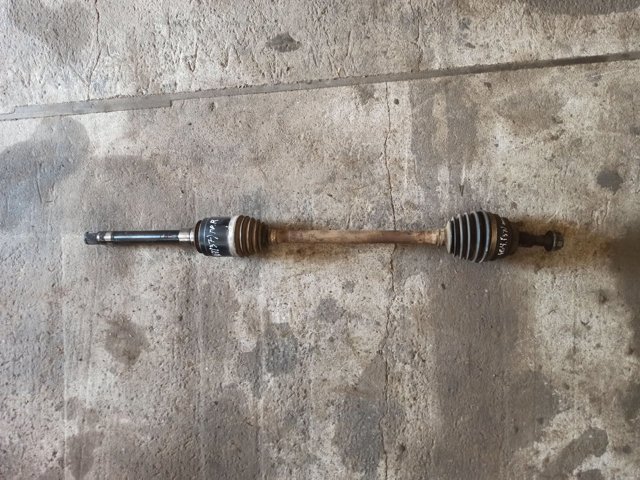 Привід правий A1643301901 MERCEDES