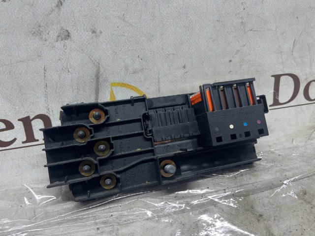 Реле запобіжників A1645450201 MERCEDES