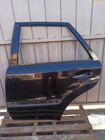 Двері задні, ліві A1647300105 MERCEDES