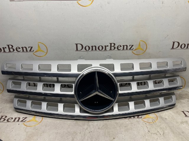 Захисна решітка радіатора A1648801985 MERCEDES