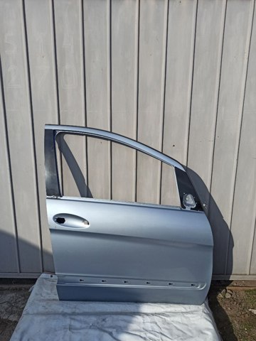 Дверка передня права A1697202605 MERCEDES