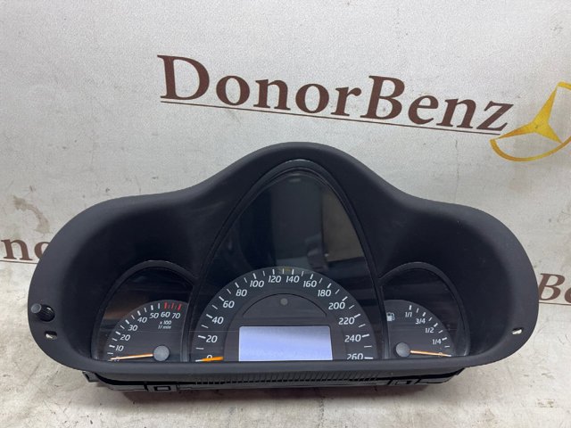 щиток приладу A2035401547 MERCEDES