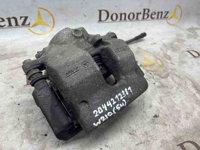 Супорт гальмівний, передній, лівий A2044212381 MERCEDES