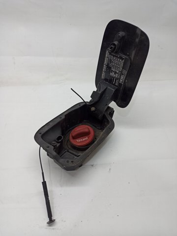 Лючок (дверцята) бензобака A2046300067 MERCEDES