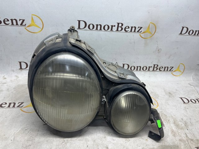 Права блок фара A2108200461 MERCEDES