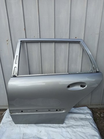 Двері задні A2117300305 MERCEDES