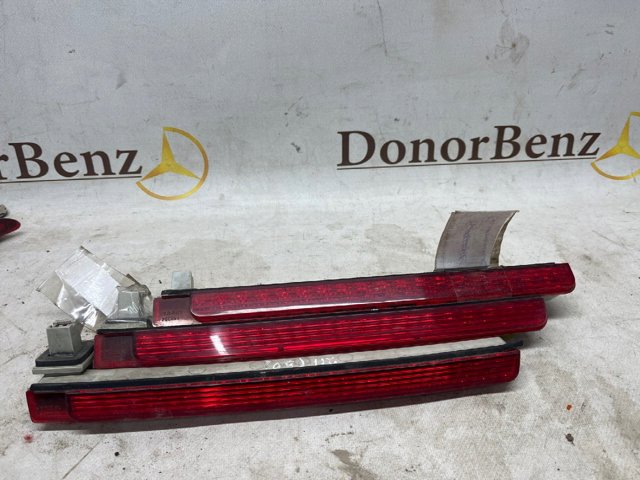 Ліхтар сигнальний A2118200256 MERCEDES