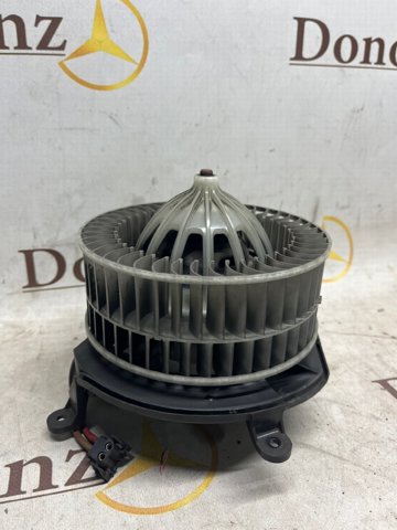 Електромотор пічки A2118300908 MERCEDES