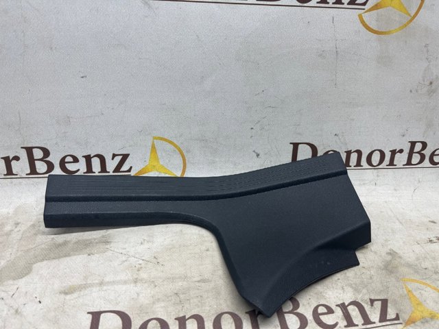 Накладка дверного порога внутрішня, задні праві A2126860636 MERCEDES