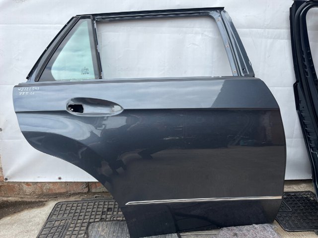 Двері задні в зборі A2127300405 MERCEDES