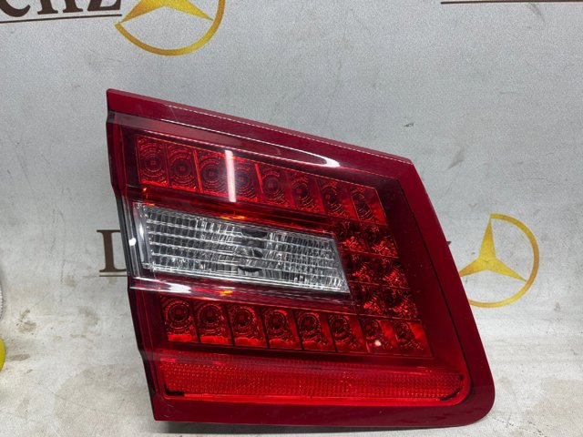 Ліхтар задній лівий, внутрішній A2128200964 MERCEDES