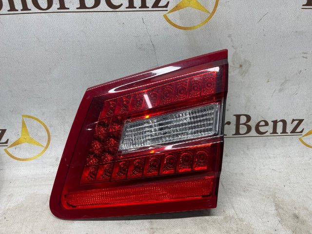 Ліхтар задній правий, внутрішній A2128201064 MERCEDES