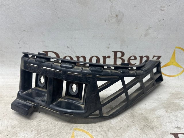 Кронштейн бампера заднього, правий A2128850865 MERCEDES