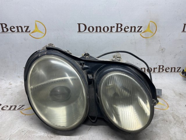 Фара передня права A2158200261 MERCEDES