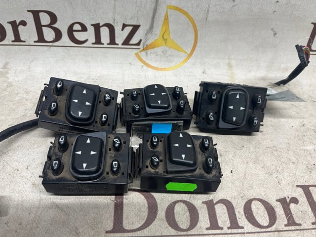 Блок управління дзеркалами заднього виду A2208211551 MERCEDES