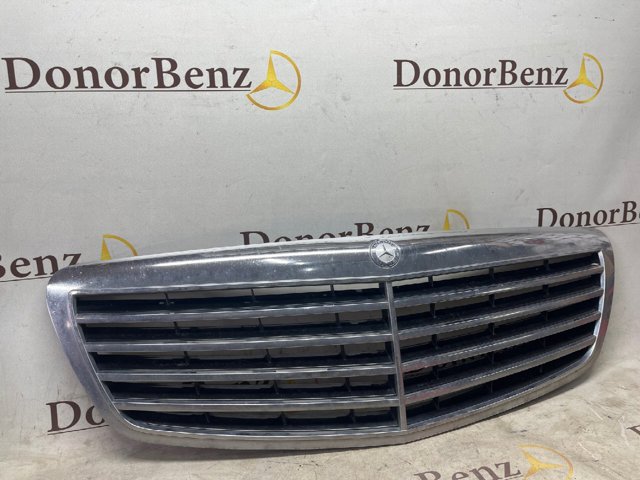 Облицювання радіатора A2218800083 MERCEDES