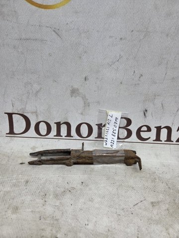 Ліве кріплення переднього бампера A2218850714 MERCEDES