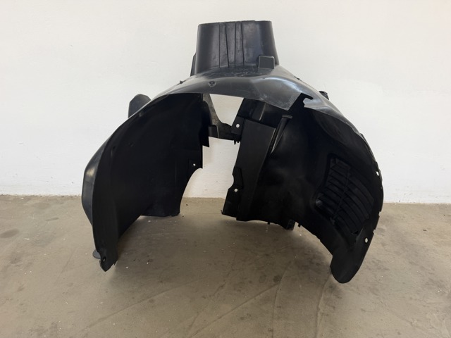 Підкрилок переднього крила, правий 9817398480 PEUGEOT
