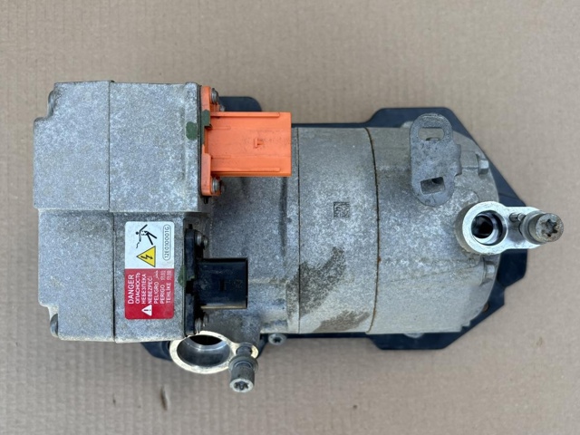 Компресор системи кондиціювання 1EA820807C VAG
