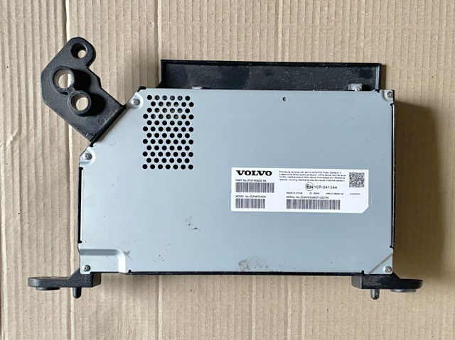 Підсилювач звуку аудіосистеми 31456202 VOLVO