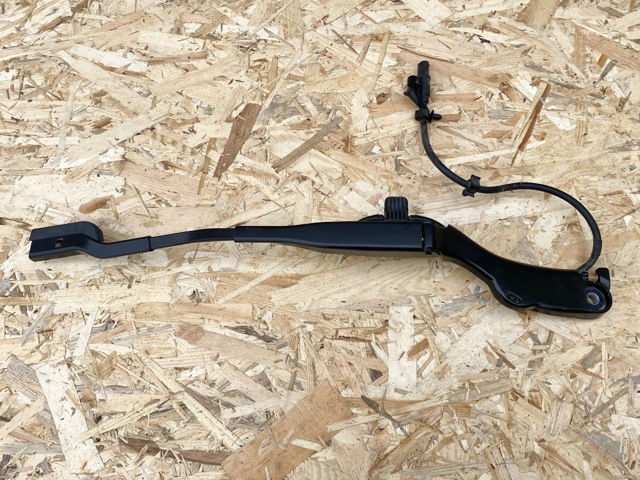Поводок двірника 31457315 VOLVO