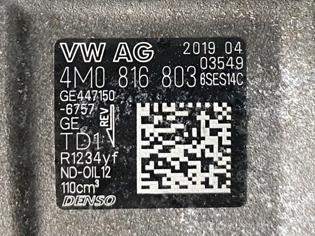 Компресор системи кондиціювання 4M0816803 VAG