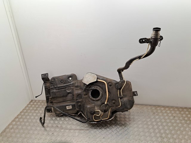 Бензобак 8R0201021 VAG