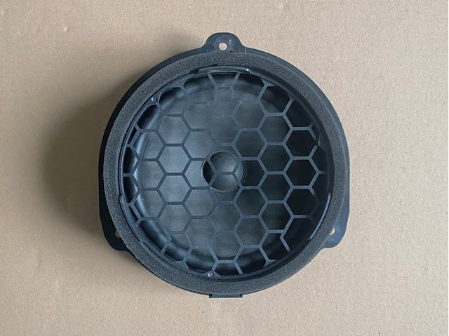 Динамік передньої двері 8V4035411 VAG