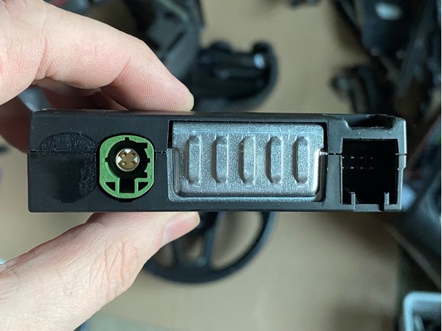 USB-розгалужувач 8W0035736 VAG