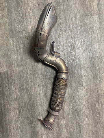 Штани глушника передні 200104BA4A NISSAN