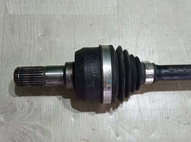 Піввісь задня, права 49601C5000 HYUNDAI