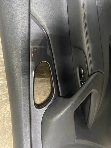 Карта двері передніх правих 809005HK0A NISSAN