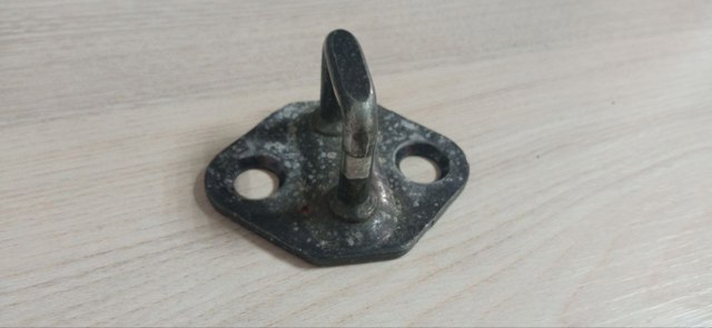 Зацеп замку кришки багажника 905708H30A NISSAN