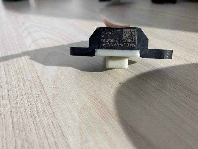 Датчик подушки безпеки 988363TA0A NISSAN