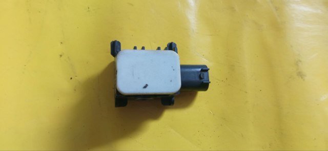 Датчик подушки безпеки A0038202826 MERCEDES