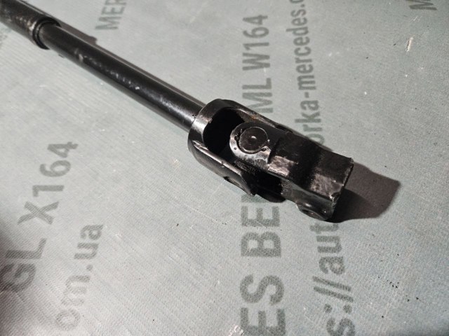 Вал рульової колонки, нижній A1644600110 MERCEDES