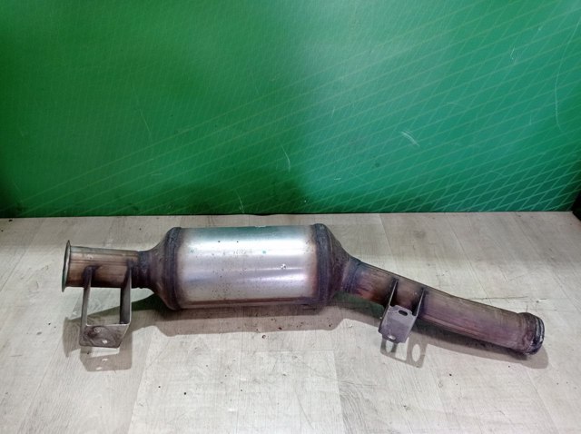 Глушник передній A1644909901 MERCEDES