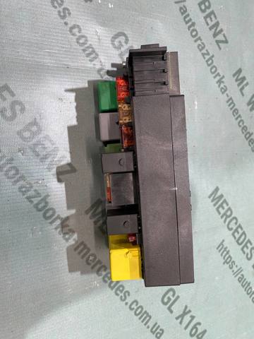 Корпус запобіжників A1645400672 MERCEDES