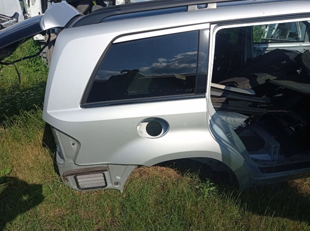 Крило праве заднє A1646301007 MERCEDES