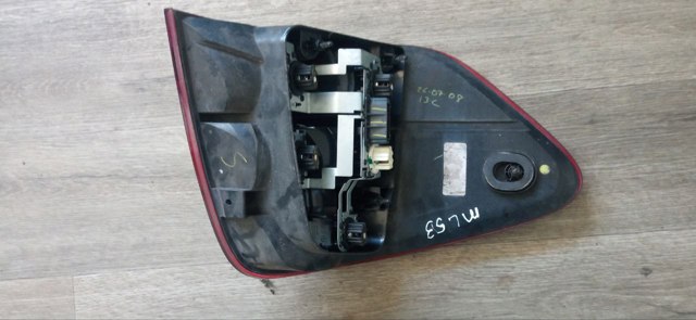 Ліхтар задній правий A1648200264 MERCEDES