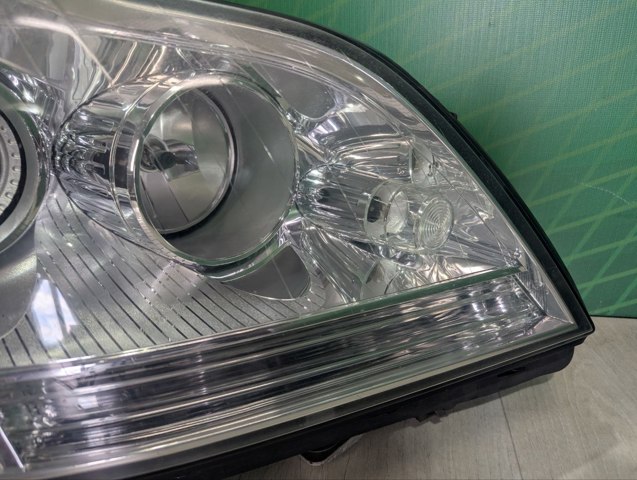 Права блок фара A1648208861 MERCEDES