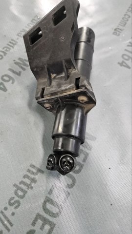 Форсунка омивача фари передньої, лівої A1648600547 MERCEDES