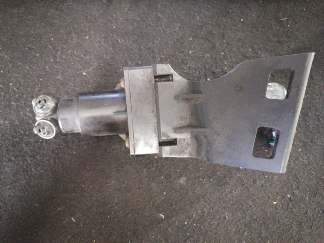 Сопло омивача фари передньої, лівої A1648600547 MERCEDES