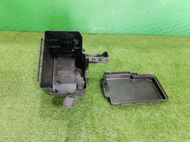 Корпус блока запобіжників A1665400224 MERCEDES