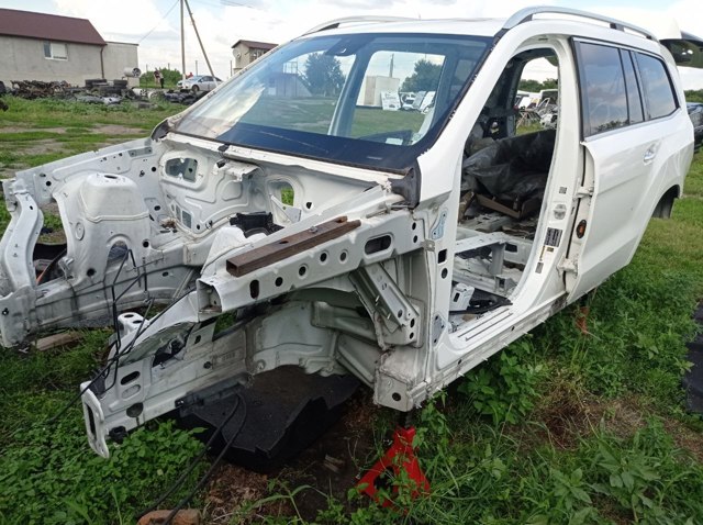 Лонжерон рами передній лівий A1666200150 MERCEDES