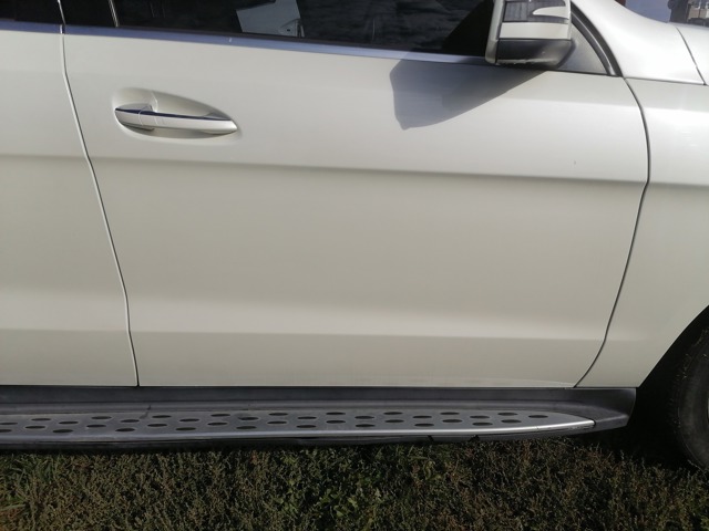 Дверка передня права A1667200205 MERCEDES